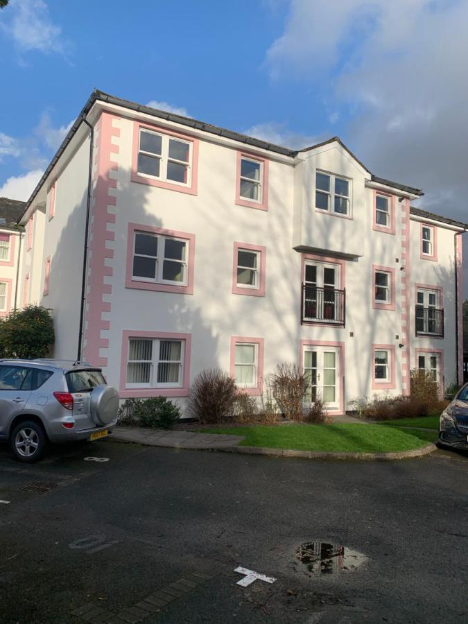 Keswick Ground Floor Apartment With Parking Екстериор снимка