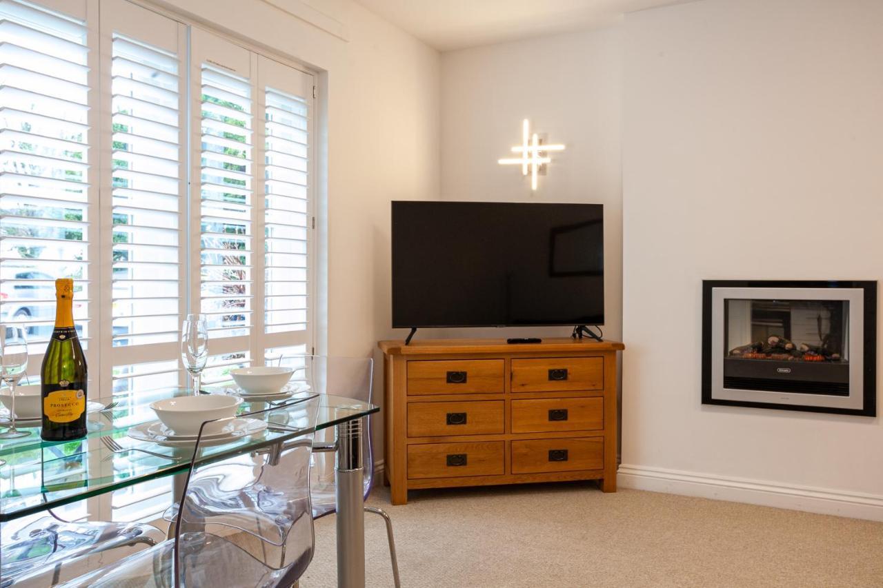 Keswick Ground Floor Apartment With Parking Екстериор снимка