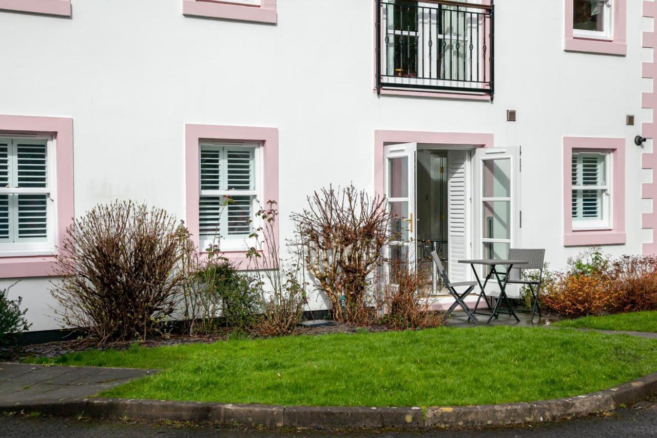 Keswick Ground Floor Apartment With Parking Екстериор снимка